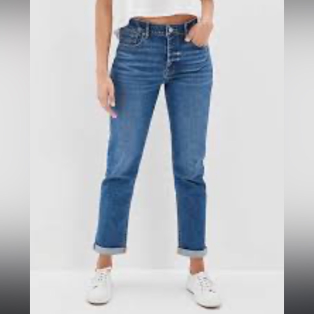 American Eagle Tomgirl Jeans